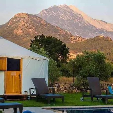 Yol Glamping *