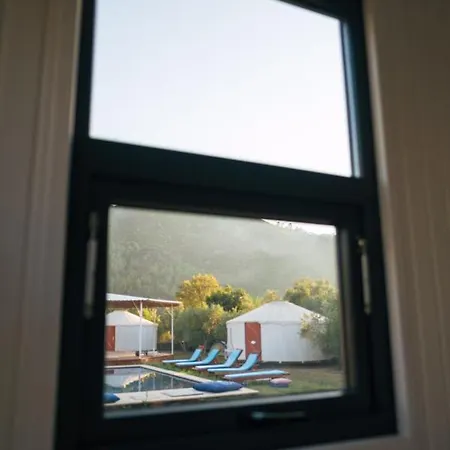 キャンプ場 Yol Glamping