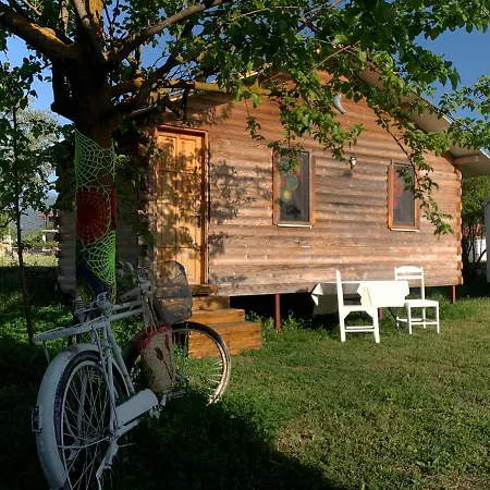 キャンプ場 Yol Glamping