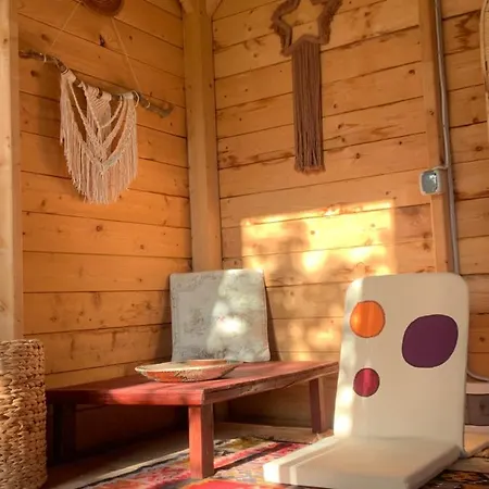 キャンプ場 Yol Glamping *