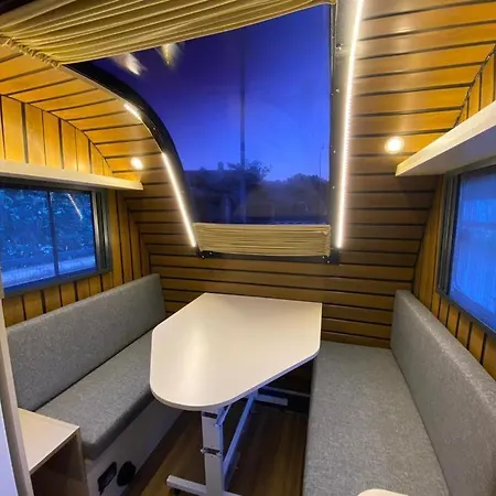 キャンプ場 Yol Glamping *